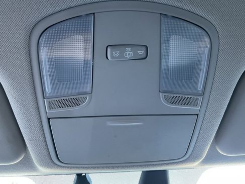 Used 2020 Hyundai Elantra SE w/ Cargo Package (C1) image 26