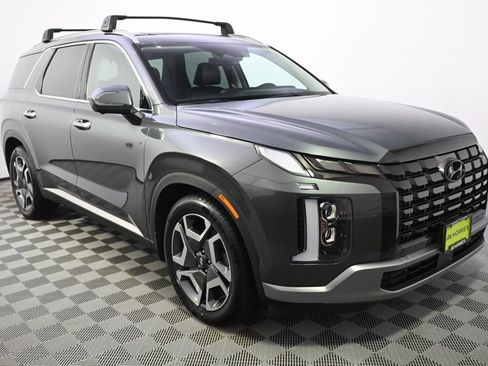 Used 2024 Hyundai Palisade Limited AWD/4WD image 8