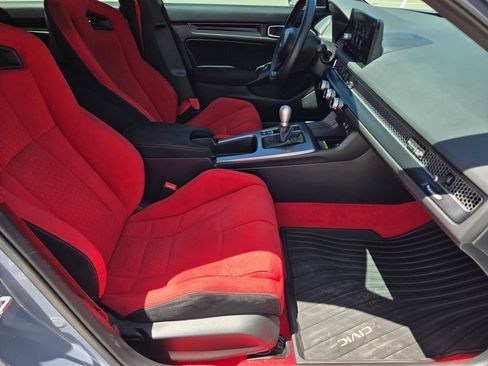 Certified 2025 Honda Civic Type R image 14