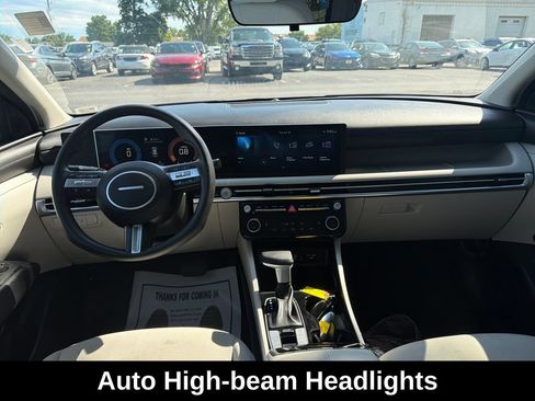Used 2025 Hyundai Tucson SEL FWD image 15