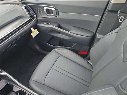 New 2026 Kia Sorento S image 17