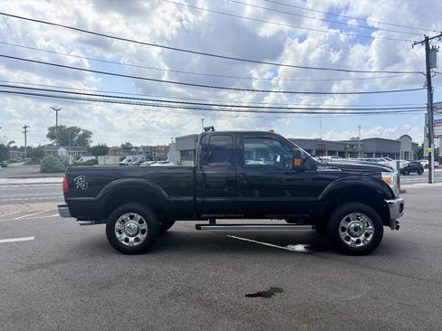 Used 2016 Ford F350 Lariat AWD/4WD image 7