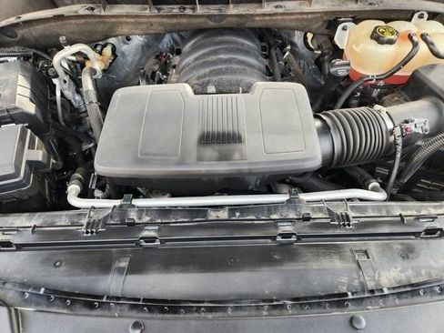 Used 2022 GMC Yukon Denali RWD image 32