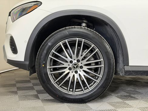 Used 2023 Mercedes-Benz GLC 300 4MATIC image 9