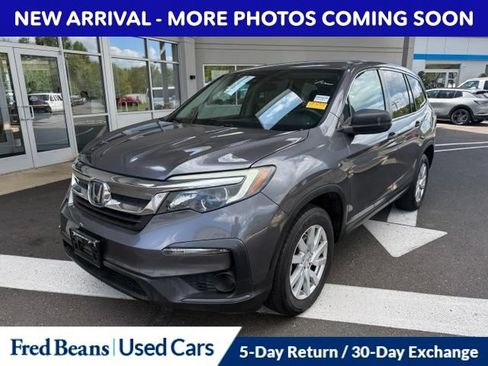 Used 2019 Honda Pilot LX image 3