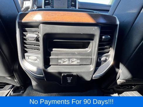 Used 2022 RAM 1500 Laramie AWD/4WD image 34