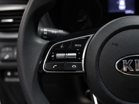 Used 2020 Kia Optima LX FWD image 23