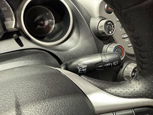 Used 2009 Honda Fit Sport image 95