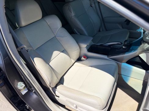 Used 2010 Acura TSX V6 Sedan FWD image 12