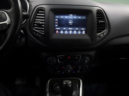 Certified 2020 Jeep Compass Latitude w/ Cold Weather Group AWD/4WD image 20