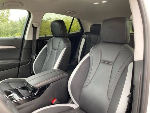 Used 2024 Buick Envision Sport Touring AWD/4WD image 12