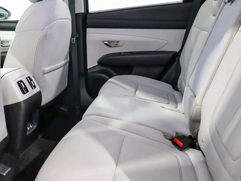 Used 2025 Hyundai Tucson SEL FWD image 18