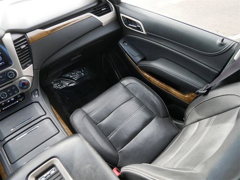 Used 2017 GMC Yukon Denali image 16