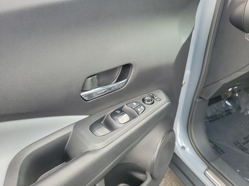 Certified 2024 Nissan Kicks SR w/ SR Premium Package FWD image 18