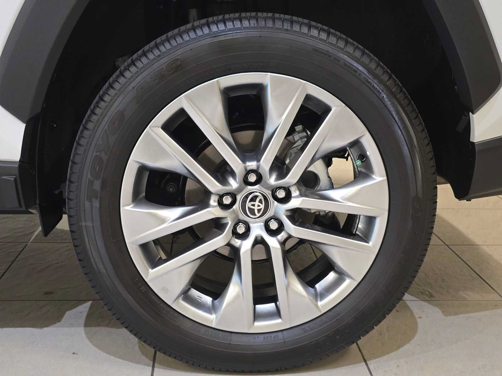 Certified 2025 Toyota RAV4 Limited w/ Advanced Technology Package AWD/4WD image 8