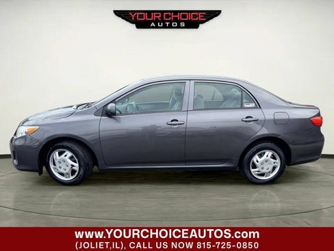 Used 2013 Toyota Corolla L FWD image 2