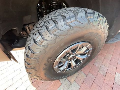 Used 2022 Ford F150 Raptor w/ Raptor 37 Performance Package AWD/4WD image 30