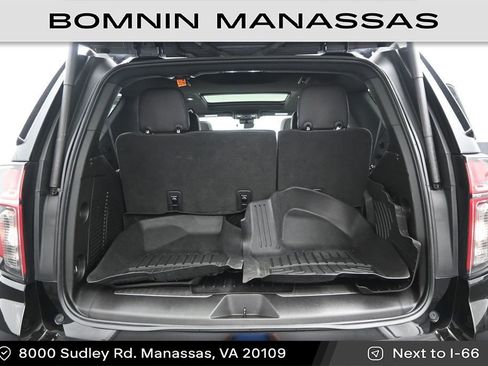 Used 2023 Chevrolet Tahoe Premier w/ Premium Package 2 AWD/4WD image 11