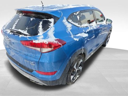 Used 2017 Hyundai Tucson Sport image 5