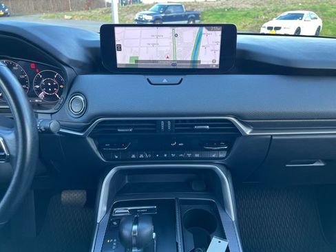 Used 2024 MAZDA CX-90 Plug-In Hybrid w/ Premium Pkg image 25