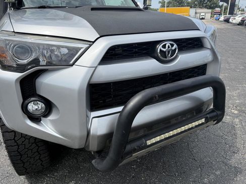 Used 2018 Toyota 4Runner TRD Off-Road Premium w/ TRD Performance Package image 14