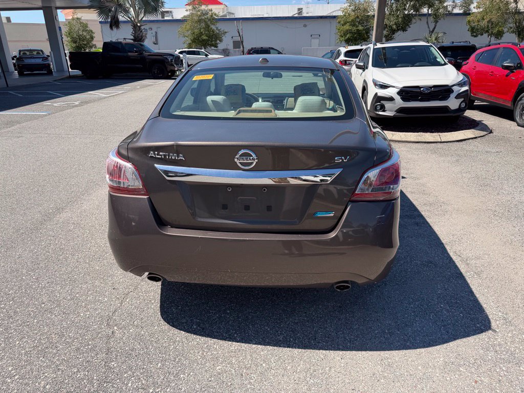 Used 2013 Nissan Altima 2.5 SV FWD image 6