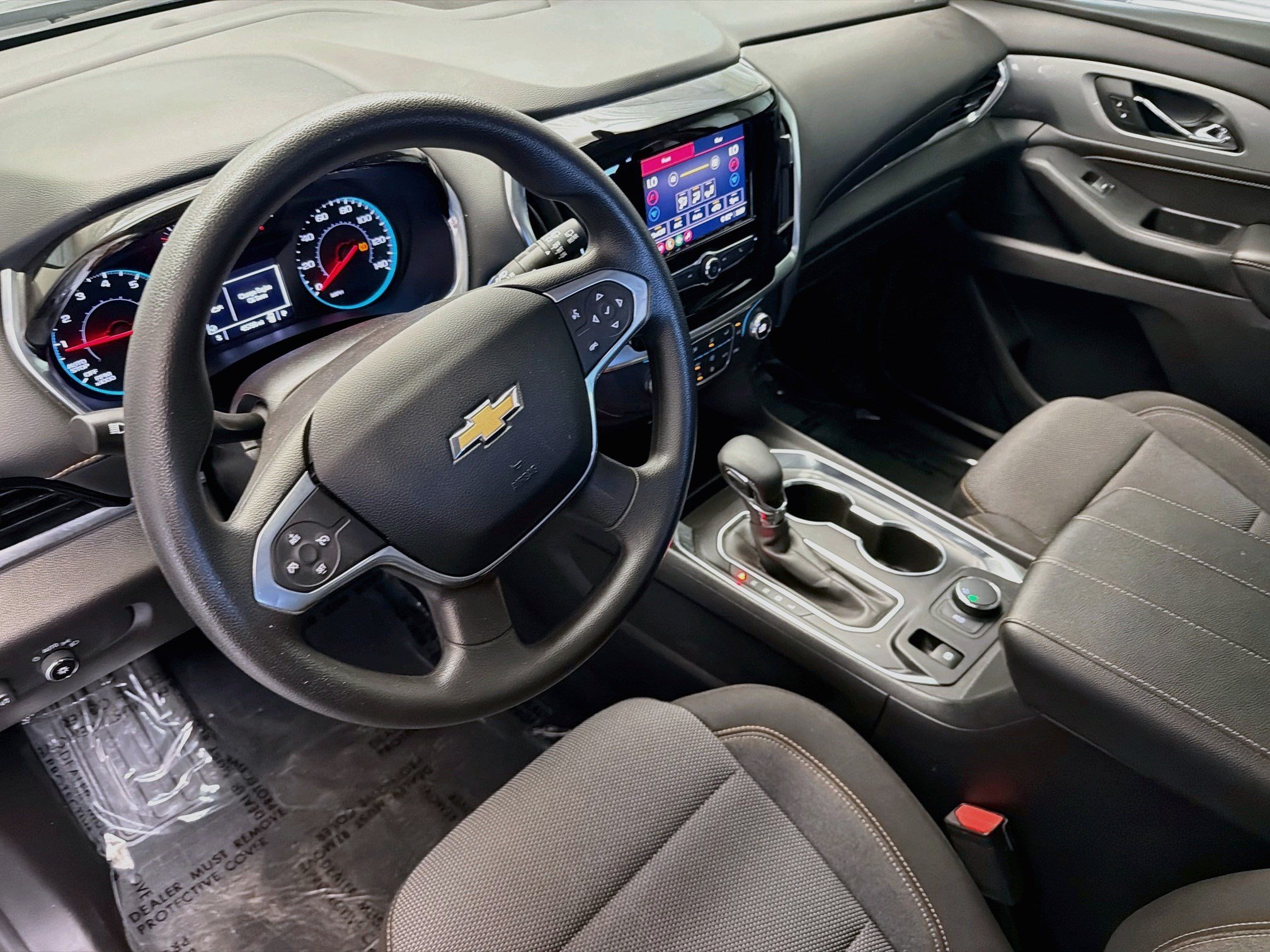 Used 2021 Chevrolet Traverse LS w/ LPO, Floor Liner Package FWD image 7