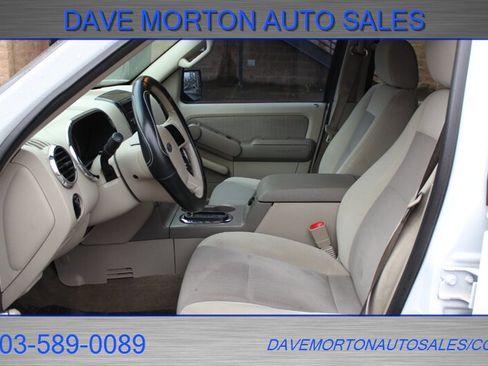 Used 2007 Ford Explorer XLT image 10