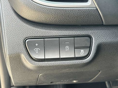 Used 2024 Kia Seltos EX FWD image 18