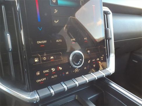 Used 2024 GMC Acadia Elevation image 21