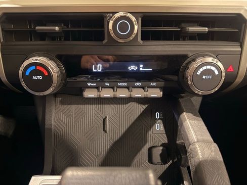 Used 2024 Toyota Tacoma SR5 image 21