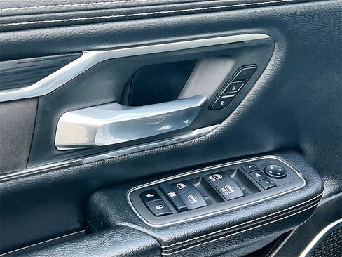 Used 2024 RAM 1500 Laramie image 18