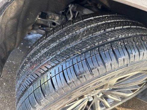 Used 2022 Jeep Grand Wagoneer Series III image 28