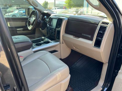 Used 2016 RAM 2500 Laramie w/ Convenience Group image 20