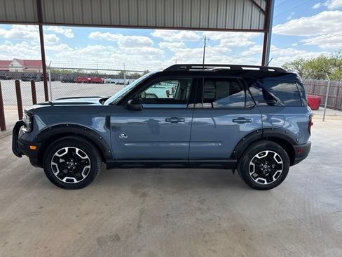 Used 2024 Ford Bronco Sport Outer Banks w/ Tech Package AWD/4WD image 4