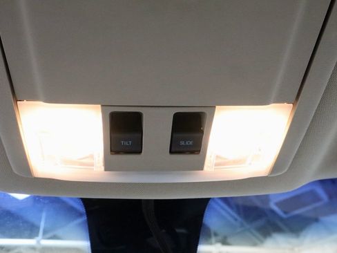 Used 2011 Ford Taurus SEL w/ 201A Rapid Spec Order Code image 27