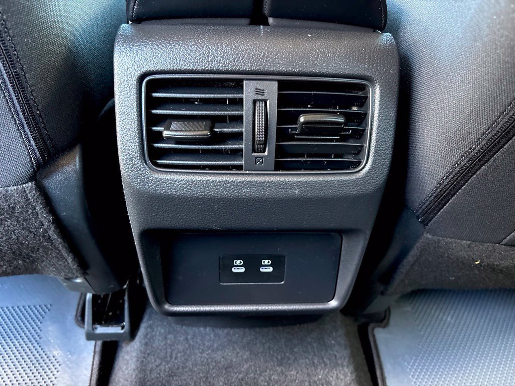 Certified 2026 Nissan Rogue SV FWD image 25