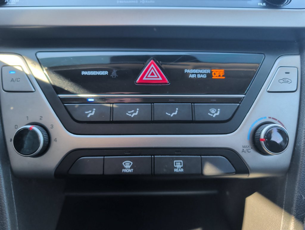 Used 2018 Hyundai Elantra SEL w/ Cargo Package FWD image 15