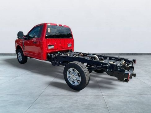 Certified 2026 Ford F250 XLT AWD/4WD image 5