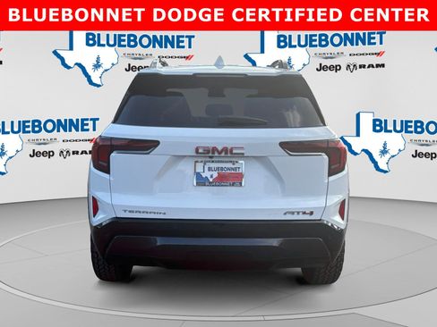 Used 2026 GMC Terrain AT4 AWD/4WD image 6