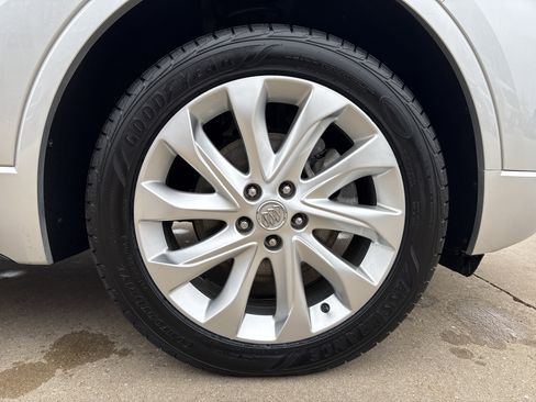 Used 2017 Buick Envision Premium image 9