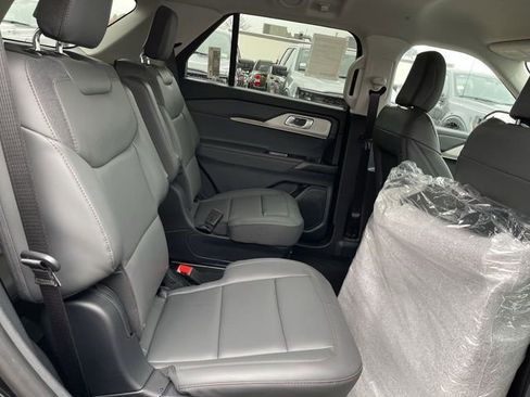 New 2026 Ford Explorer Active w/ Active Comfort Package image 23