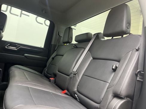 Used 2024 Chevrolet Silverado 2500 LTZ w/ LTZ Convenience Package image 15