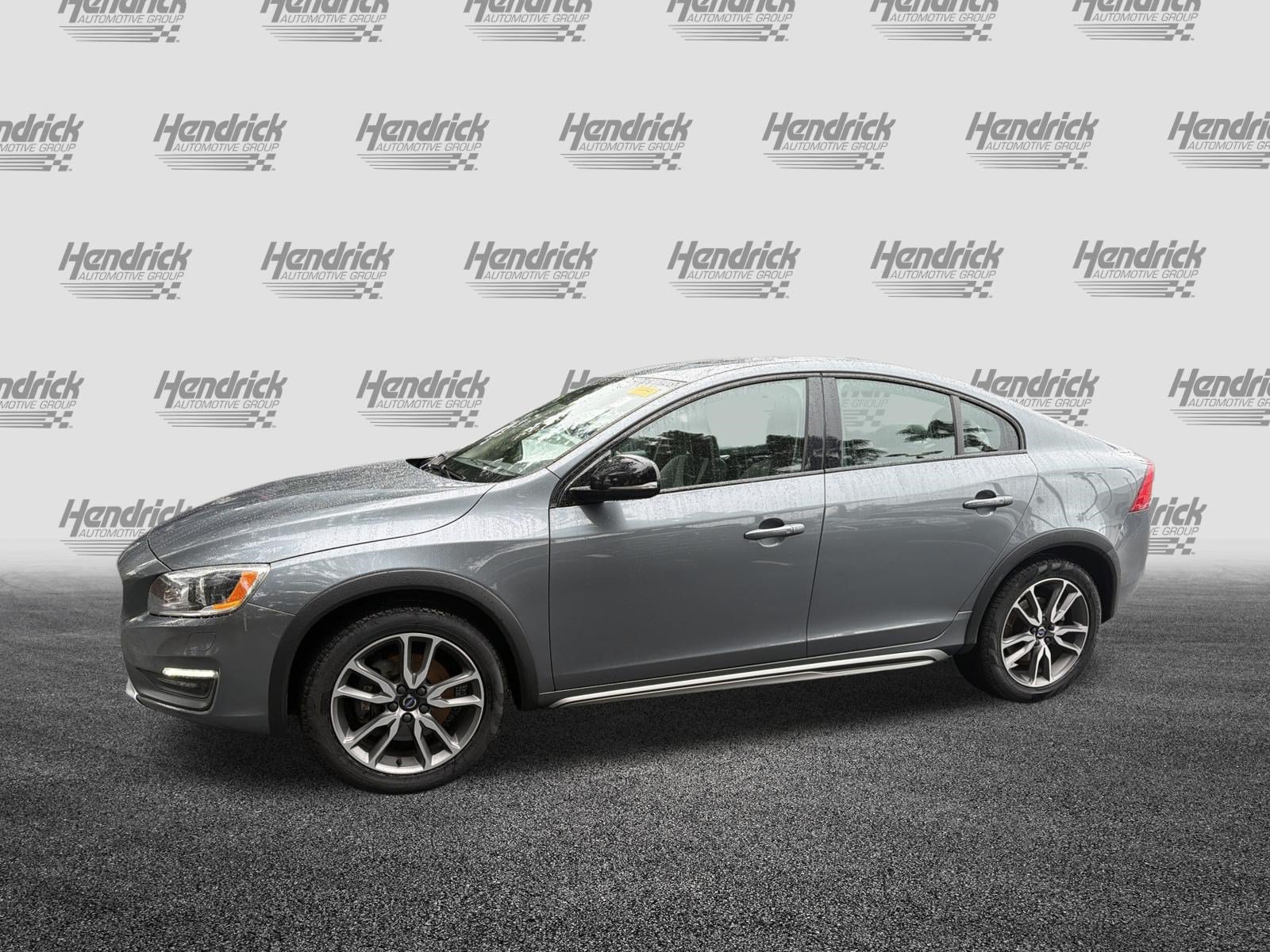 Used 2016 Volvo S60 T5 Cross Country Platinum AWD/4WD image 6