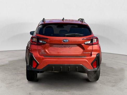 Used 2024 Subaru Crosstrek 2.0i Premium image 4