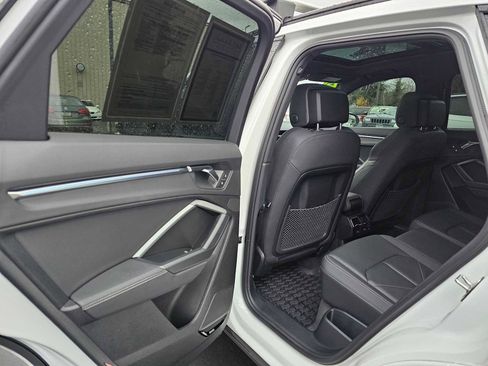 Used 2023 Audi Q3 2.0T Premium Plus image 22