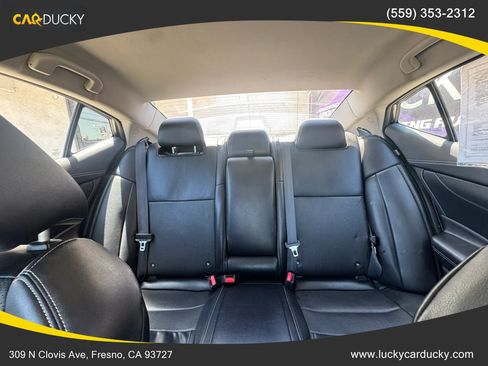 Used 2023 Nissan Maxima SV w/ Floor Mat Group FWD image 18