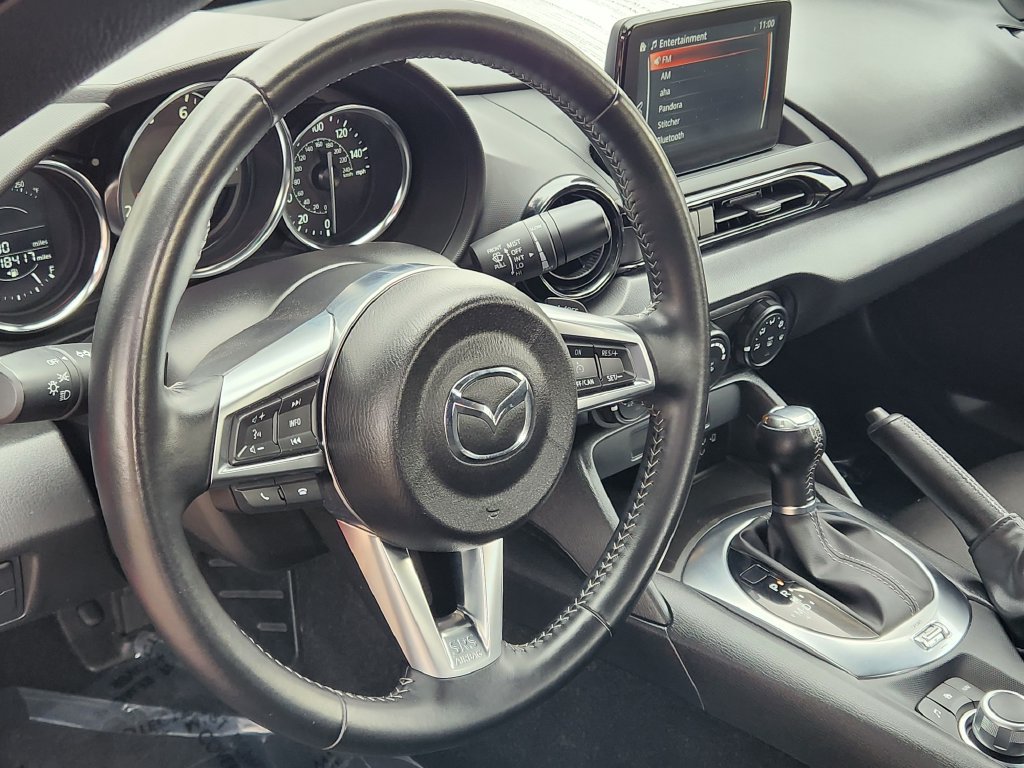 Used 2021 MAZDA MX-5 Miata Sport RWD image 3