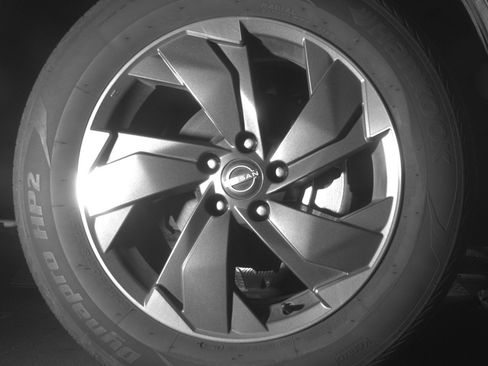 Used 2025 Nissan Rogue SV image 13