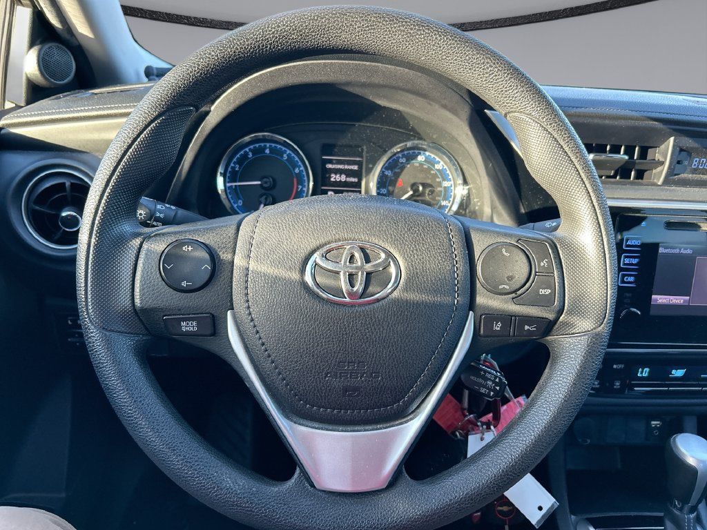 Used 2017 Toyota Corolla LE FWD image 14